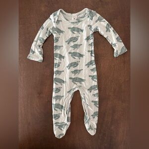 Kate Quinn Sea Turtles Snaps Footie